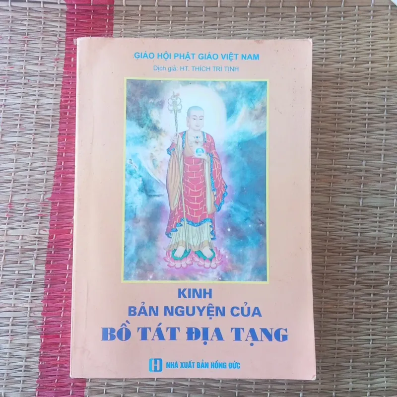 Kinh bản nguyện của bồ tát địa tạng 758338