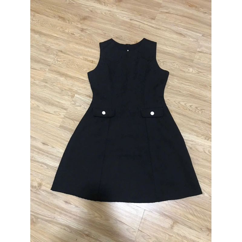 Đầm chữ A màu đen size L 490170