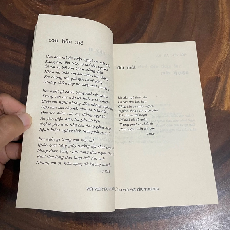 II Tựa sách: Vời Vợi Yêu Thương - Thơ Đà Nẵng - 1992 462873