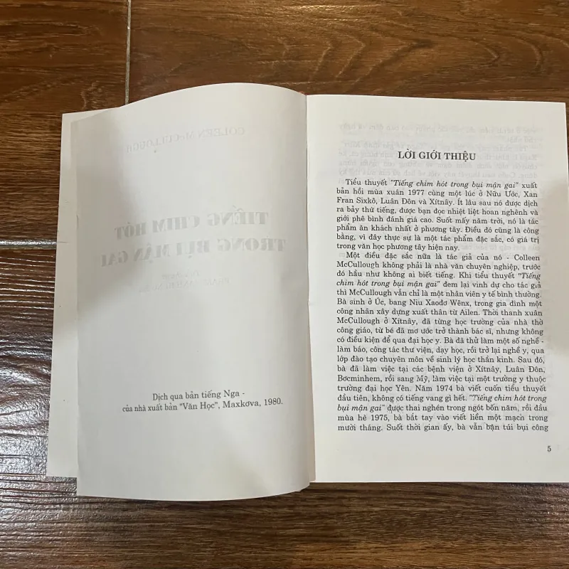 Tiếng chim hót trong bụi mận gai (k3) 799393