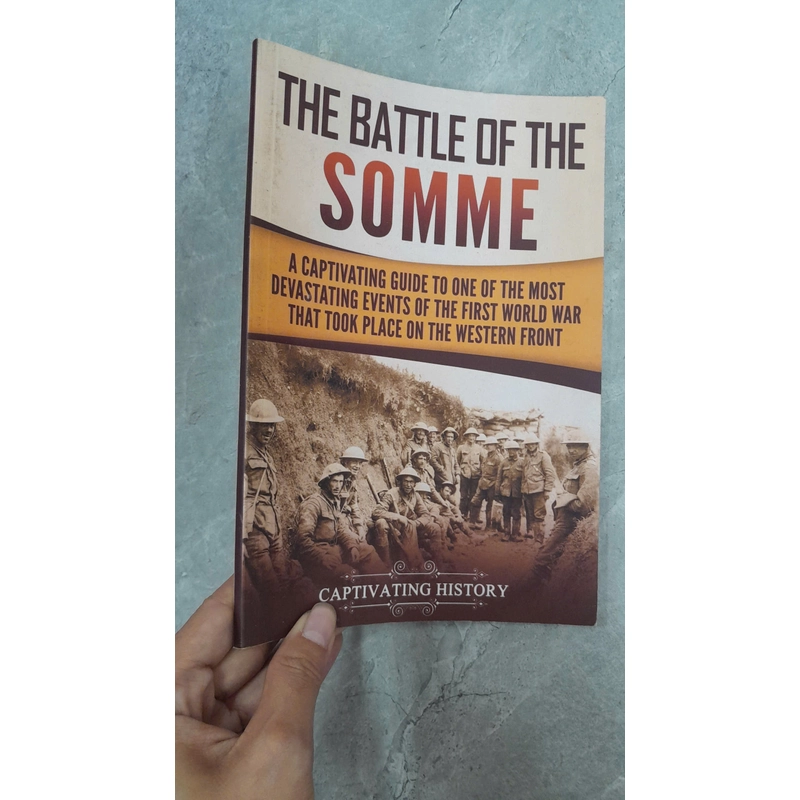 THE BATTLE OF THE SOMME 385978