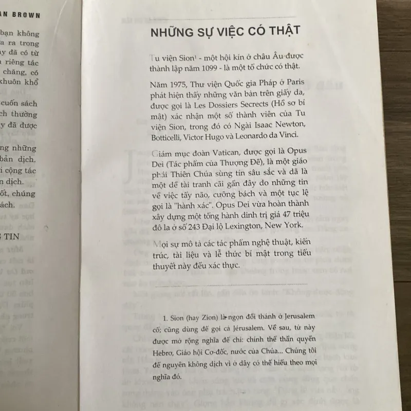 MẬT MÃ DA VINCI, THE DA VINCI CODE, bản bìa cứng (XB 2006) 1037877