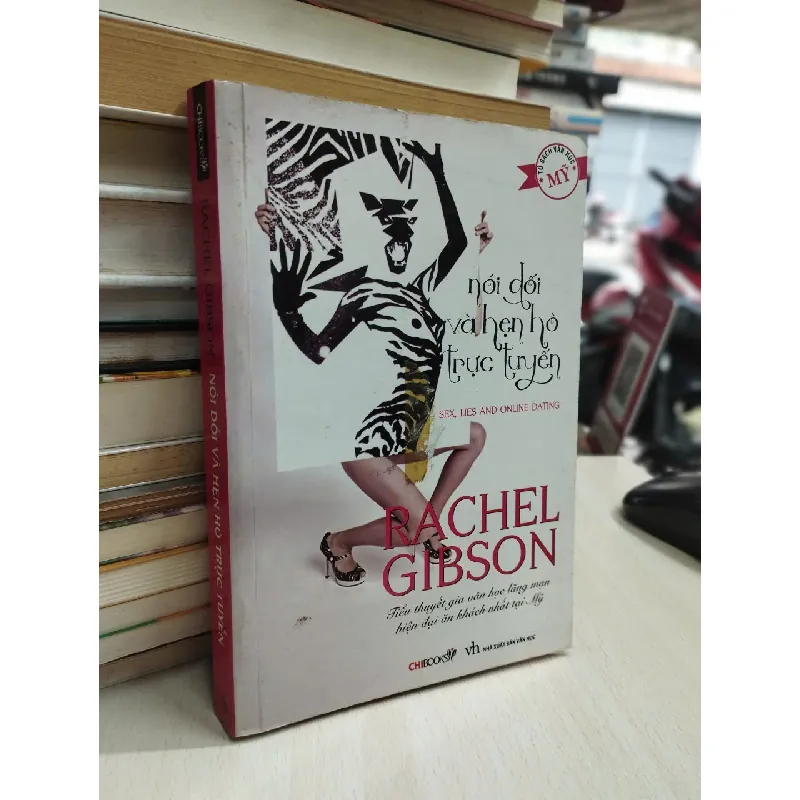Nói dối và hẹn hò trực tuyến - Rachel Gibson 557447