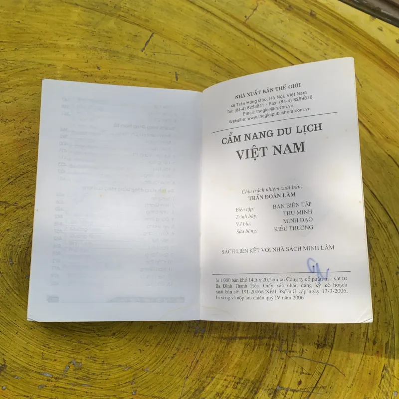CẨM NANG DU LỊCH VIỆT NAM- MINH ANH & HẢI YẾN 788834