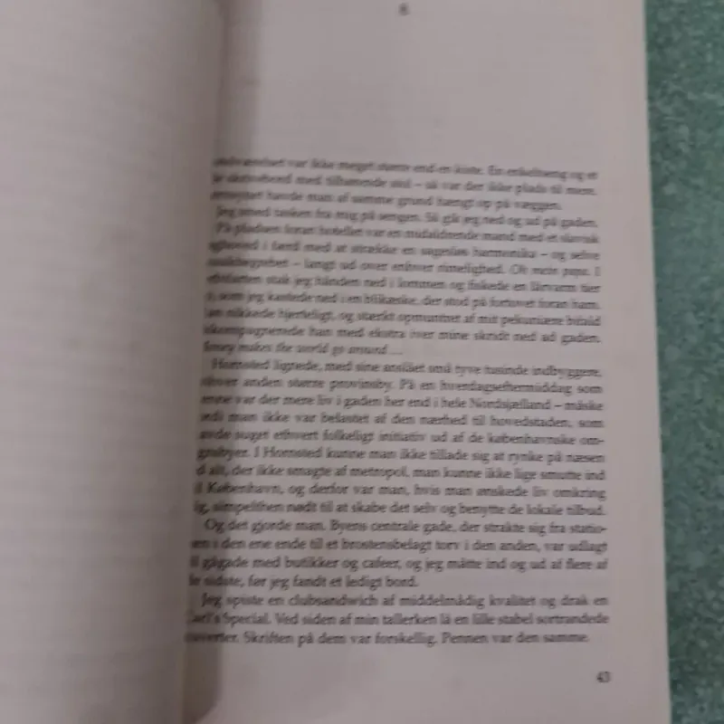  Din naestes hus - jette a.kaarsbol 997257