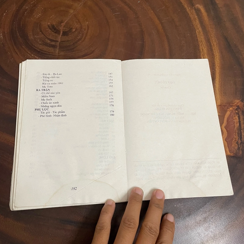 II Thơ Chọn Lọc - Tố Hữu - 2001 463037