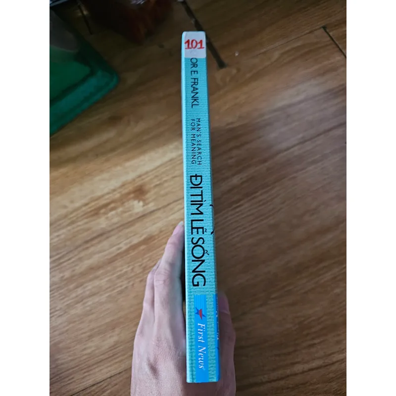 Đi tìm lẽ sống  675329