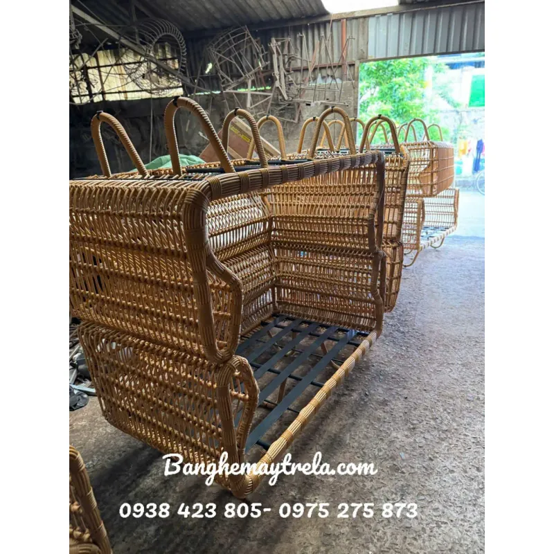 Bàn ghế sofa tổ yến nhựa giả mây 927619