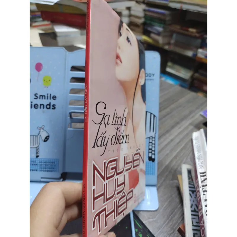 Sách: Gạ tình lấy điểm (A2) - Tác giả: Nguyễn Huy Thiệp 607459