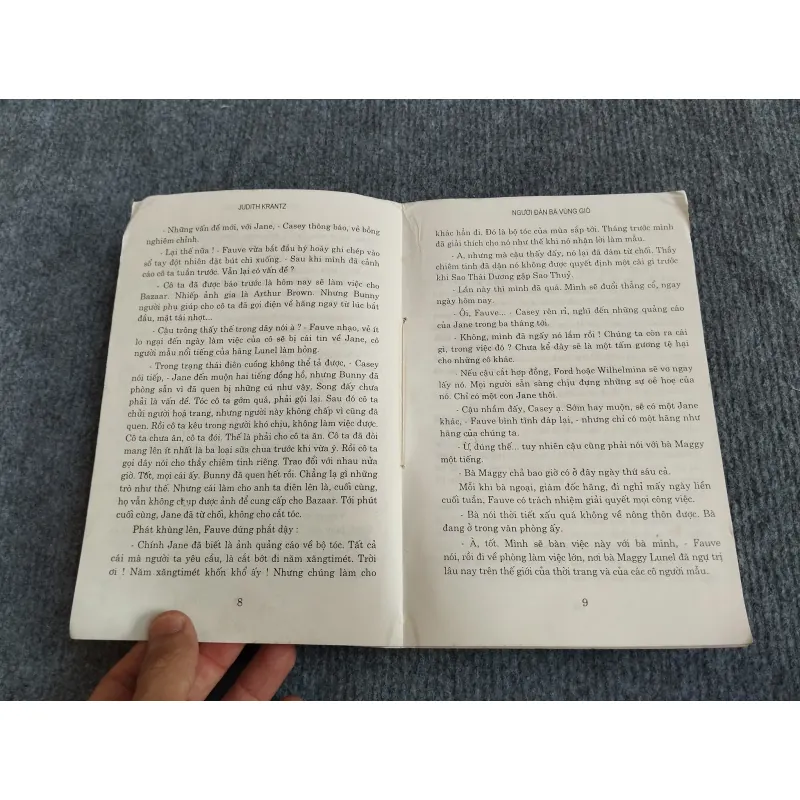 NGƯỜI ĐÀN BÀ VÙNG GIÓ - JUDITH KRANTZ 574273
