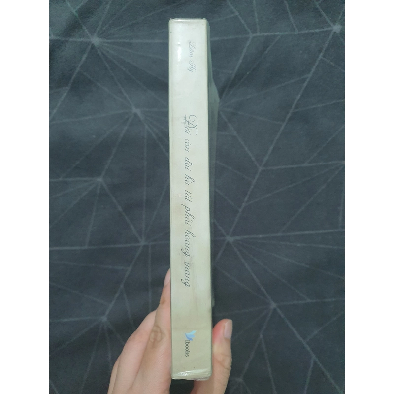 "Đời còn dài hà tất phải hoang mang" - Lâm Hy 521562