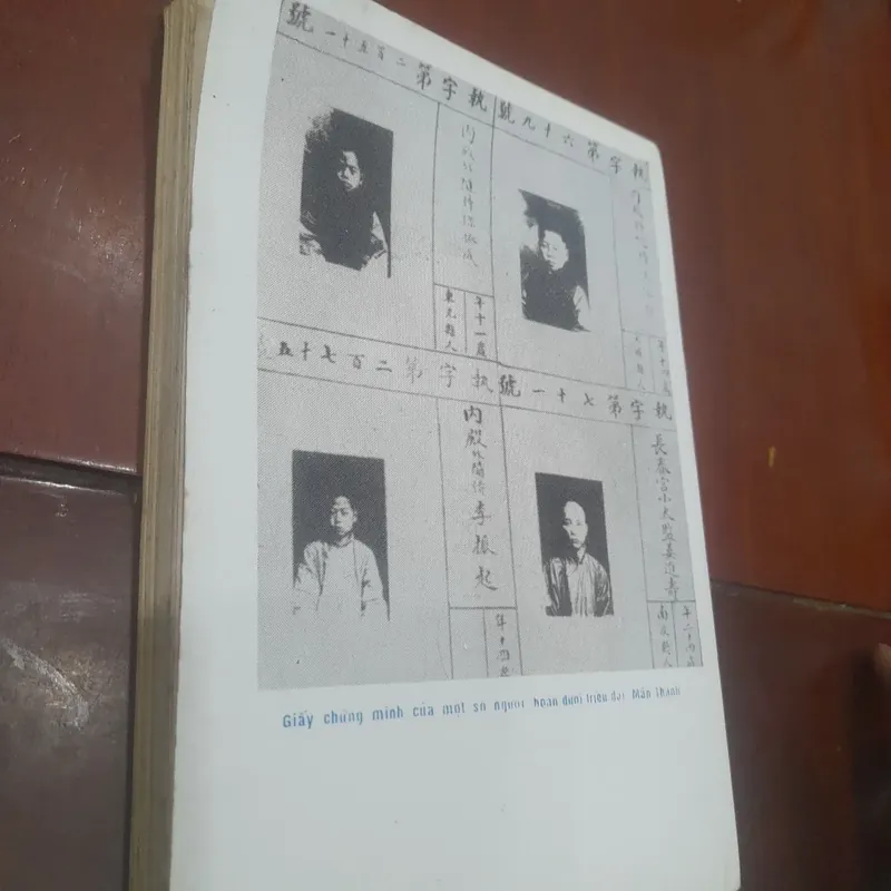 CHUYỆN TÌNH TRONG CUNG CẤM (hồi ký của một người hoạn) 674892