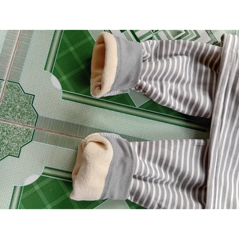 Bộ nỉ cho bé 5_6 tuổi 603091