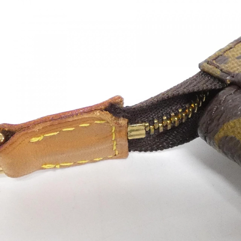 Túi xách Louis Vuitton Monogram Pochette Accessoires M51980 620100