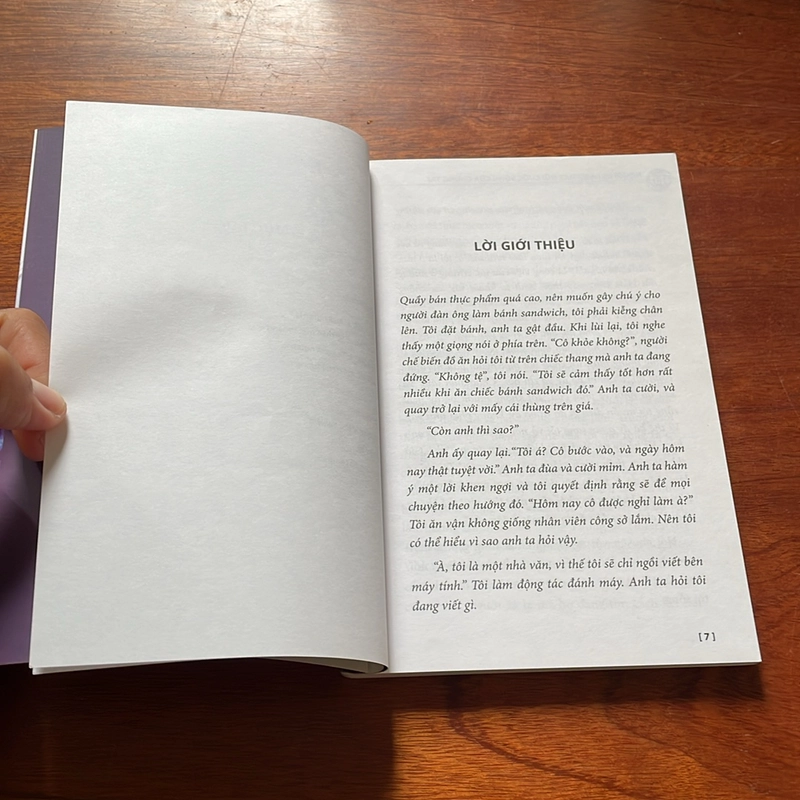 II TEDBooks: Người Lạ Làm Thay Đổi Cuộc Sống Của Chúng Ta - KIO STARK 498211