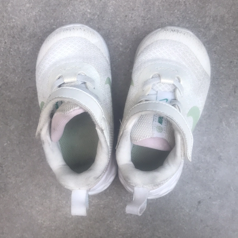 Giày Nike trẻ em Chính Hãng 482457