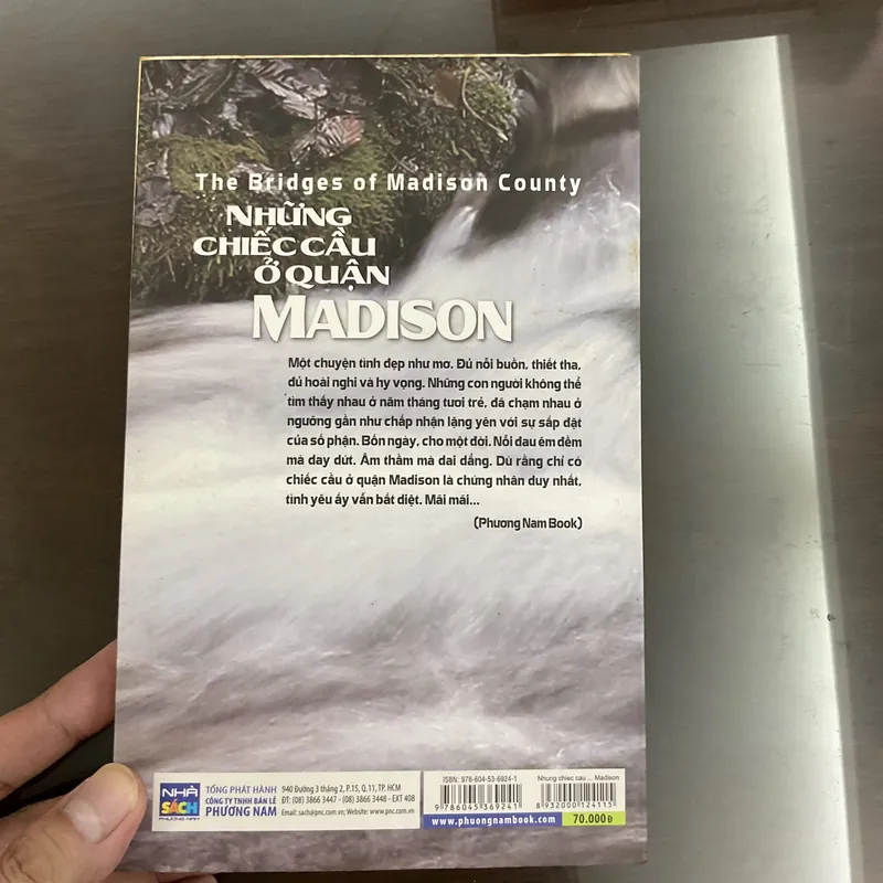 [TÌNH CẢM] Những cây cầu ở quận Madison - Robert James Waller 703934