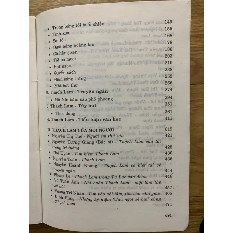 Thạch Lam và văn chương - Xuân Tùng sưu tầm, biên soạn 501737