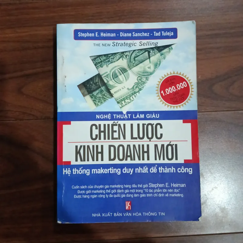 Chiến lược kinh doanh mới - nghệ thuật làm giàu hệ thống marketing duy nhất để thành công 761896
