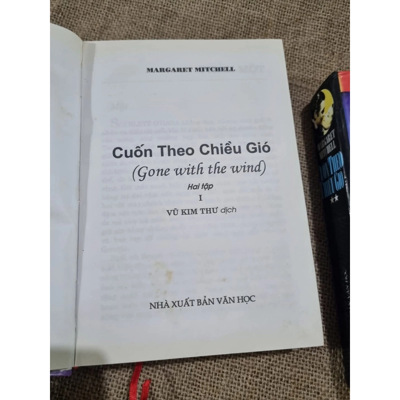 Cuốn Theo Chiều Gió; Vũ Kim Thư dịch,-  bìa cứng
1500 trang
 385600