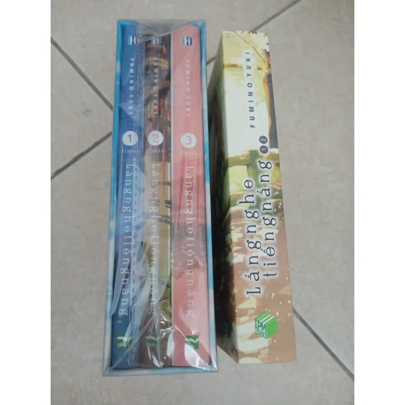 Lắng nghe tiếng nắng 2 boxset (box đựng bị ố) 796346