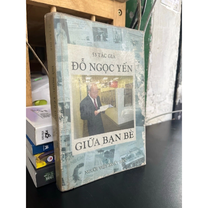 Đỗ Ngọc Yến giữa bạn bè - 53 tác giả 738470