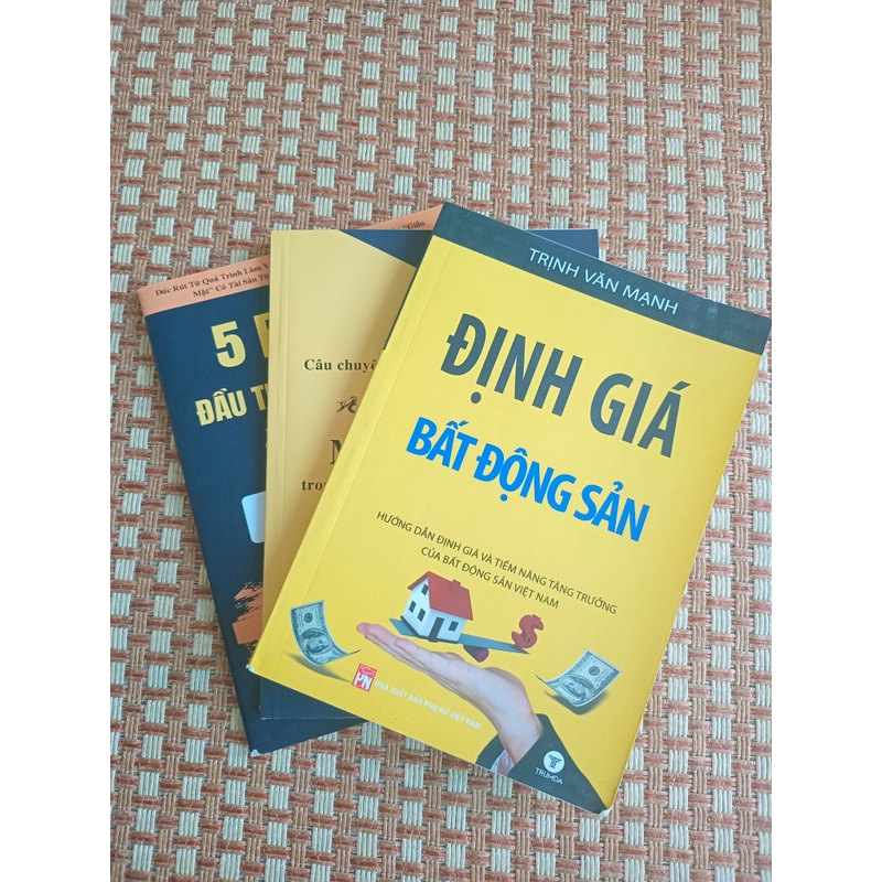 Bộ 3 sách Bất động sản: Định giá BĐS + 5 bí mật đầu tư BĐS +Câu chuyện được mất trong BĐS 317860