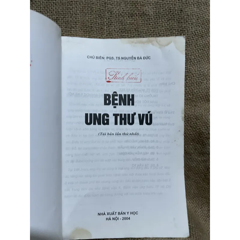 Bệnh ung thư vú - CHỦ BIÊN: PGS. TS NGUYỄN BÁ ĐỨC- khổ lớn  977949