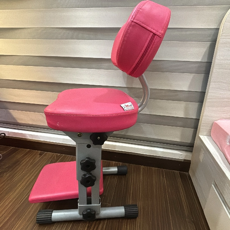 Ghế công thái học chống gù lưng 443604