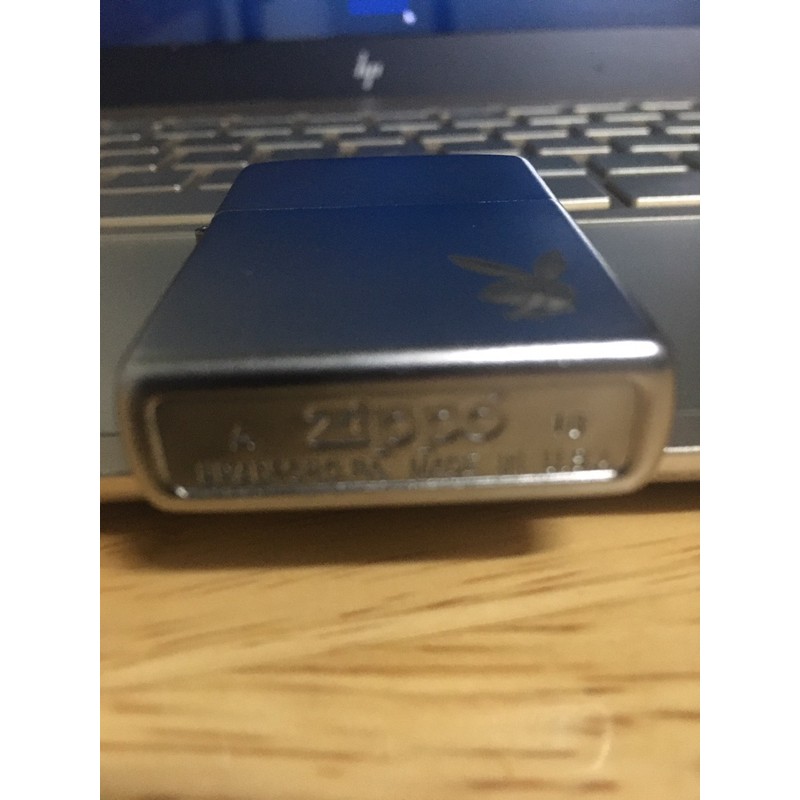 Zippo Playboy Bradford PA, USA mã 13 + móc khóa bình xăng hàng collection. 71195