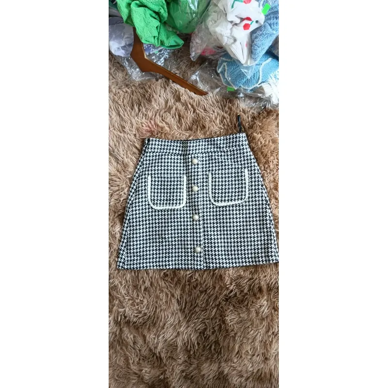 Chân váy size M 972802