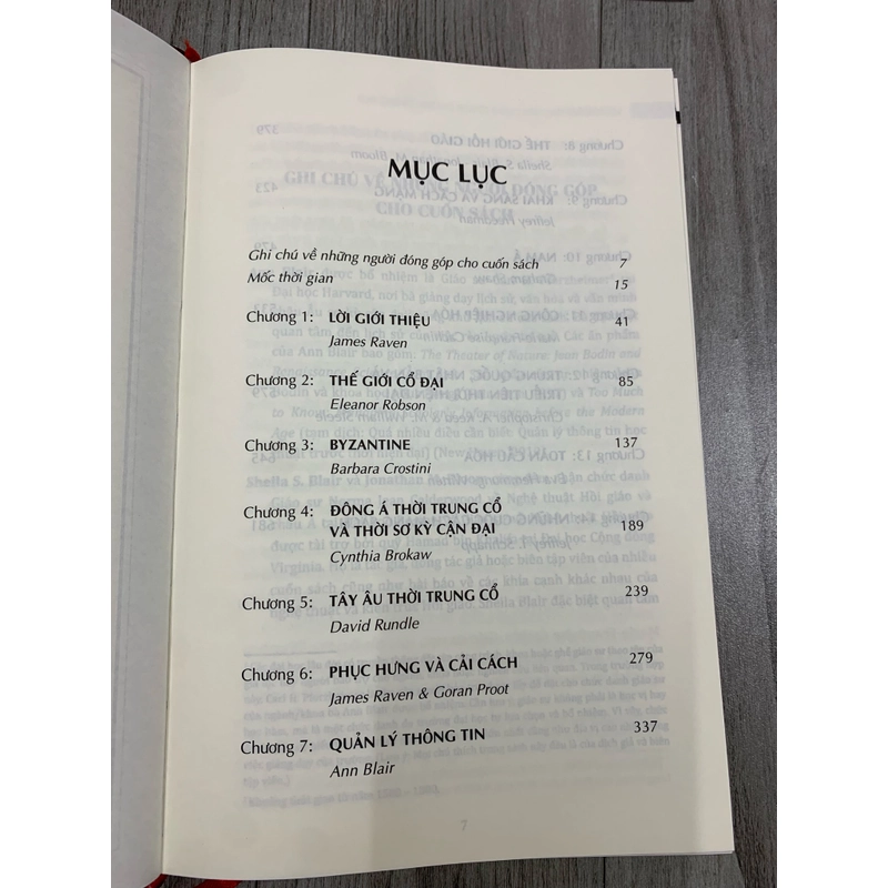 Lịch sử sách. Bìa cứng. 3b1 529869