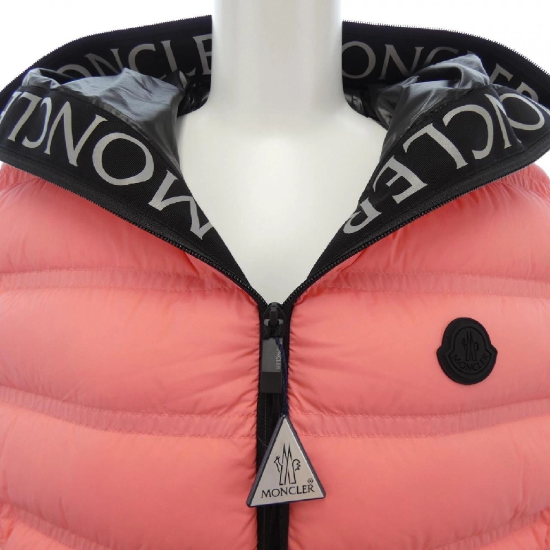 Áo vest lông vũ MONCLER 643970