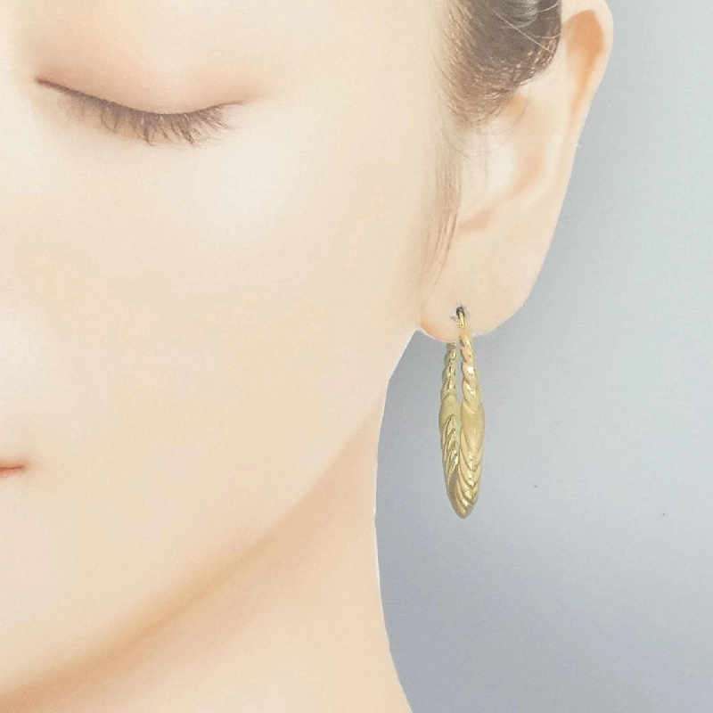 ウノアエレ 750YG Bông tai - Hàng hiệu Authentic 844108