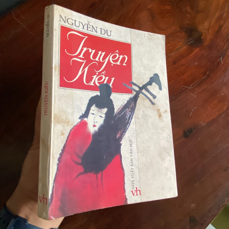 TRUYỆN KIỀU - NGUYỄN DU bản in năm 2002 455065