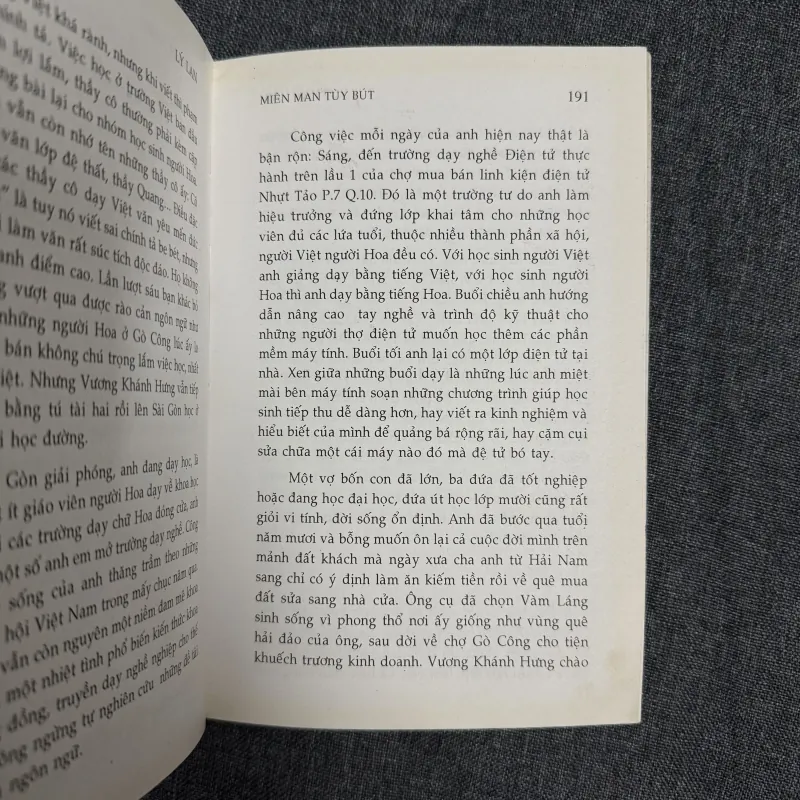 Tiểu thuyết đàn bà, Miên man tùy bút - Lý Lan 754577
