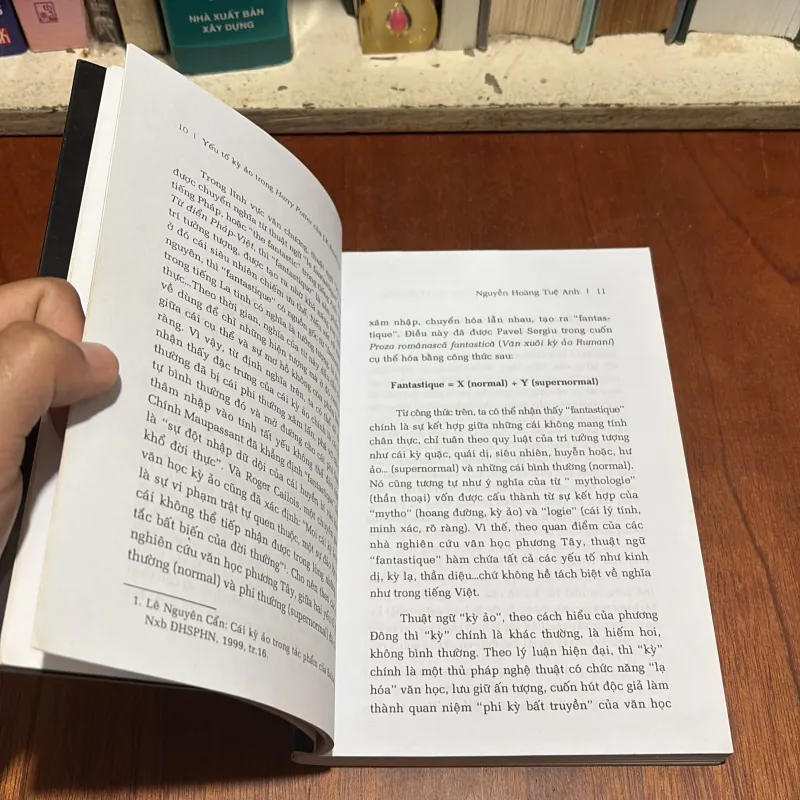 II Yếu Tố Kỳ Ảo Trong Harry Potter Của J.K. Rowling - Nguyễn Hoàng Tuệ Anh - 2008 907635