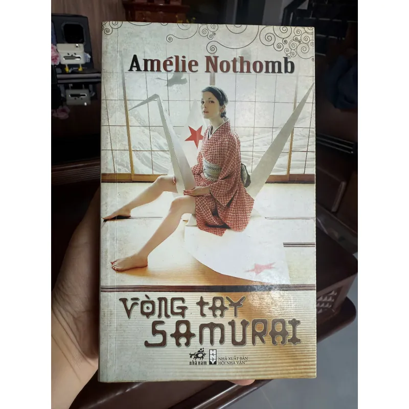 Vòng Tay Samurai – Amélie Nothomb | Tiểu thuyết văn học châu Âu đặc sắc (Nhã Nam) 977798