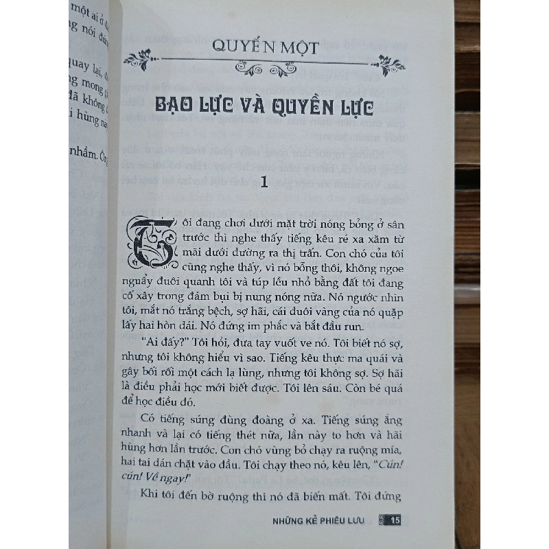 Những kẻ phiêu lưu - Harold Robbins (Lệ Văn Viện dịch) 936783