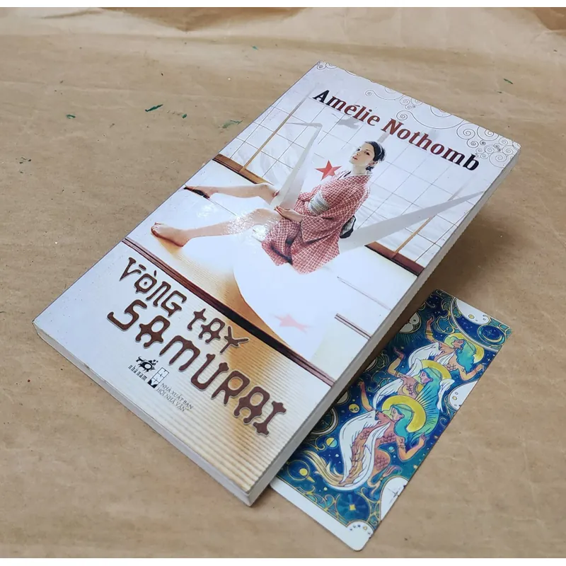 Văn học Nhật: VÒNG TAY SAMURAI - Amelie Nothomb 706274
