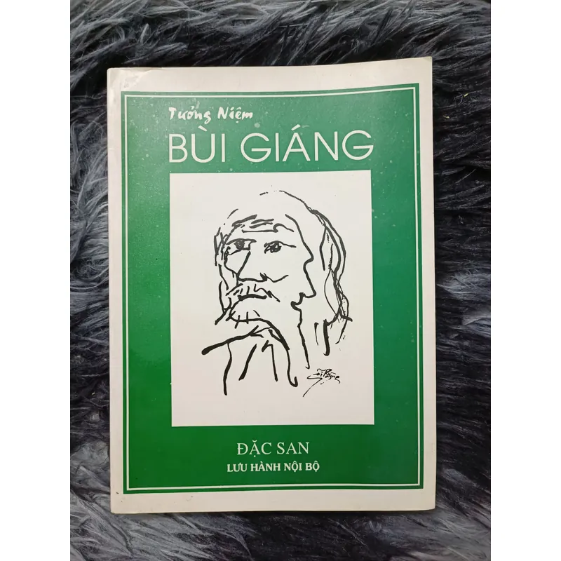 Đặc san tưởng niệm thi sĩ Bùi Giáng 739845