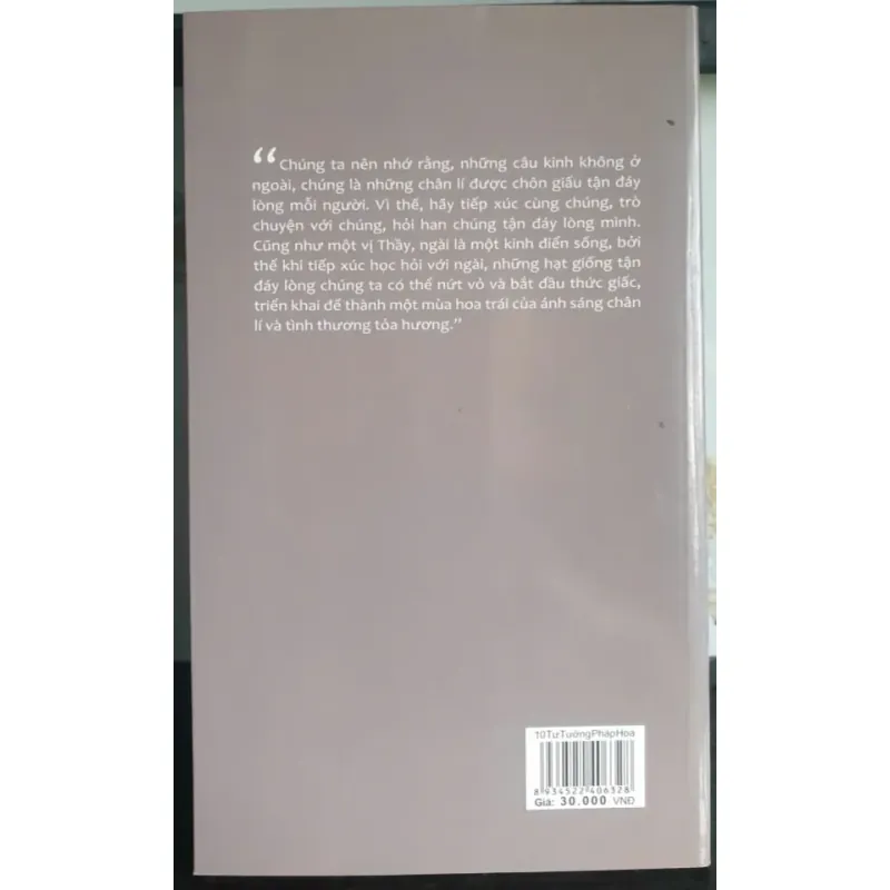 Sách 10 Tư Tưởng Pháp Hoa Trong Đời Sống Hàng Ngày - Đường Đạo mới 90% 687889