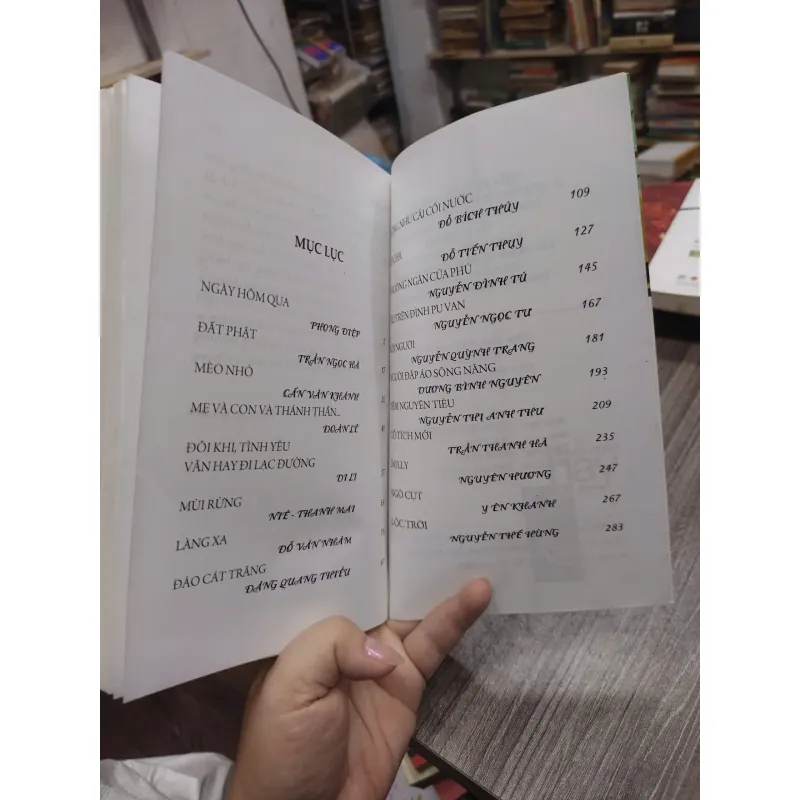 Sách: Tuyển tập truyện ngắn hay 2009 (B3) Tác giả: Nhiều tác giả 696650