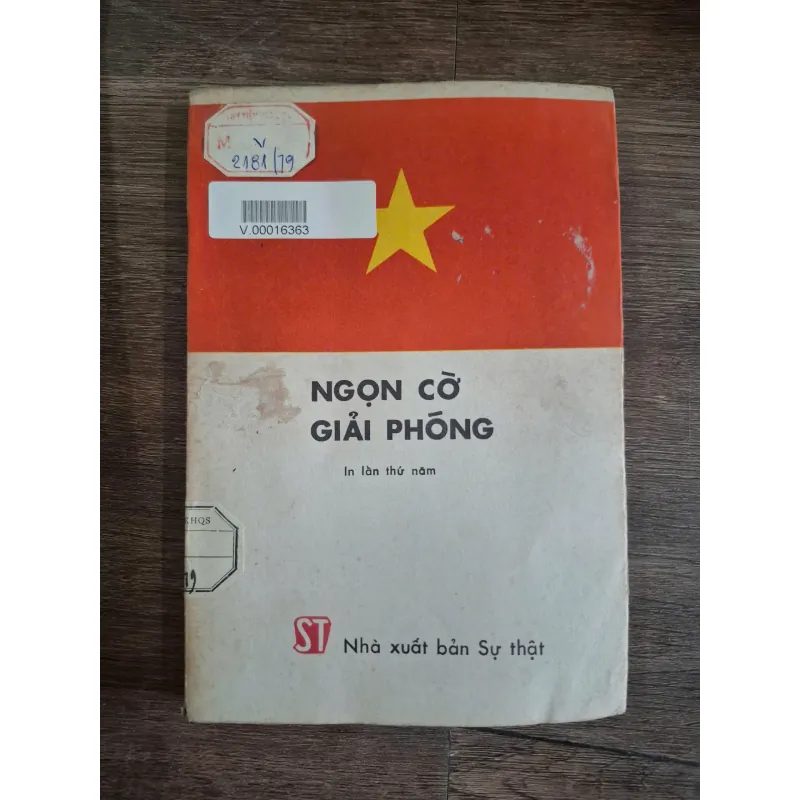 NGỌN CỜ GIẢI PHÓNG 719053