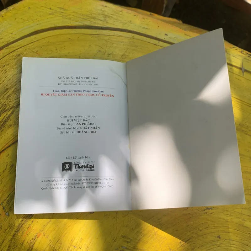 COMBO BÁCH KHOA PHỤ NỮ TRẺ & BÍ QUYẾT GIẢM CÂN THEO Y HỌC CỔ TRUYỀN 738412