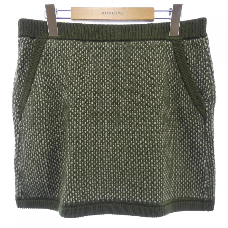 Bảng tóm tắt BRIEFING Váy 650881