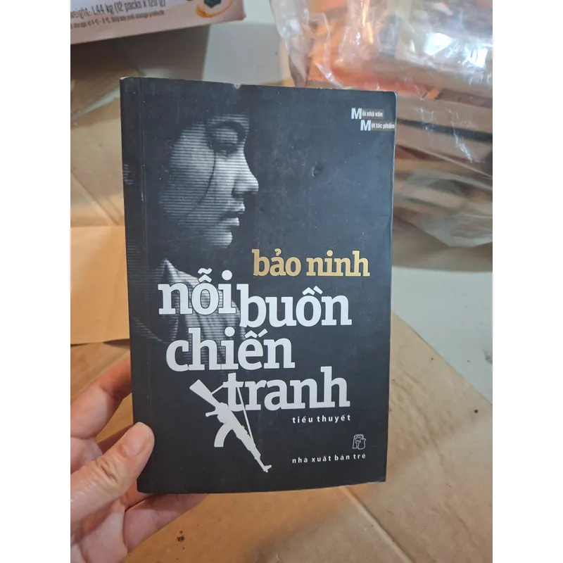 Nỗi buồn chiến tranh 739249