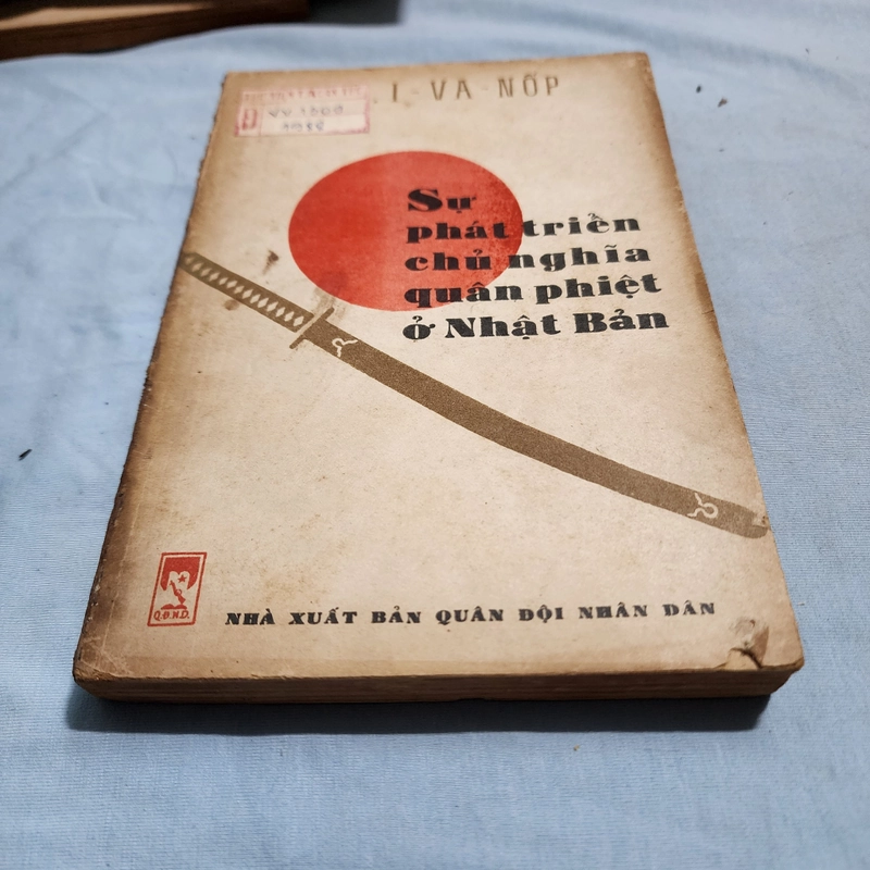 Sự phát triển chủ nghĩa quân phiệt ở Nhật Bản | I Va nốp | 1986 479189