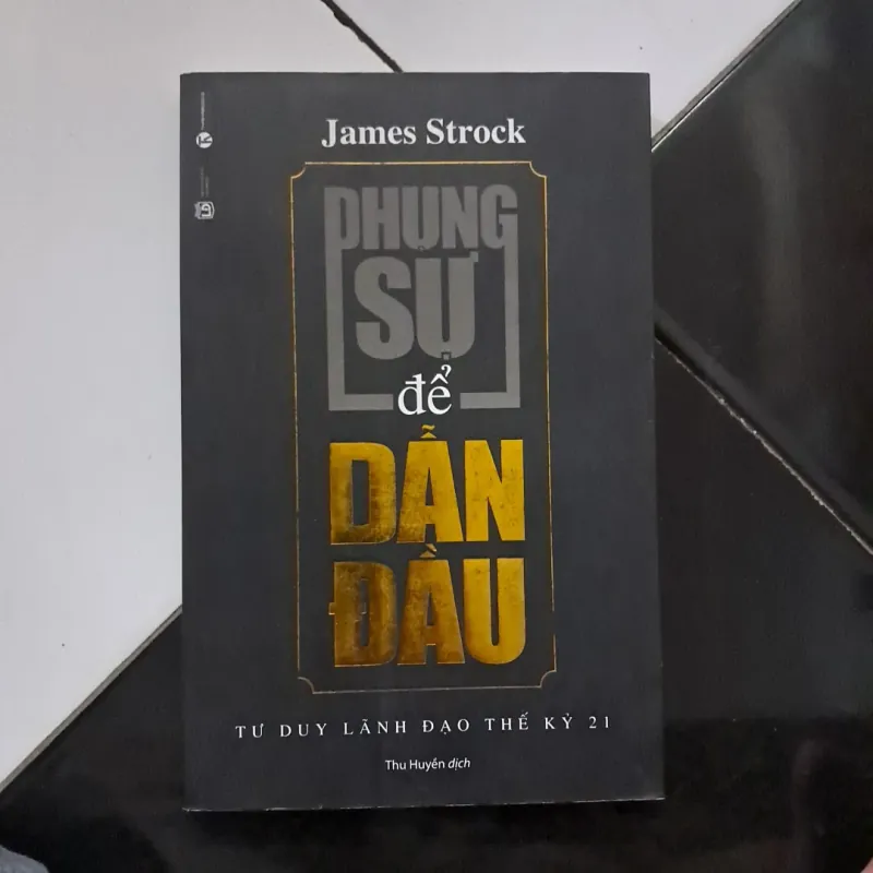 Phụng sự để dẫn đầu 1021464