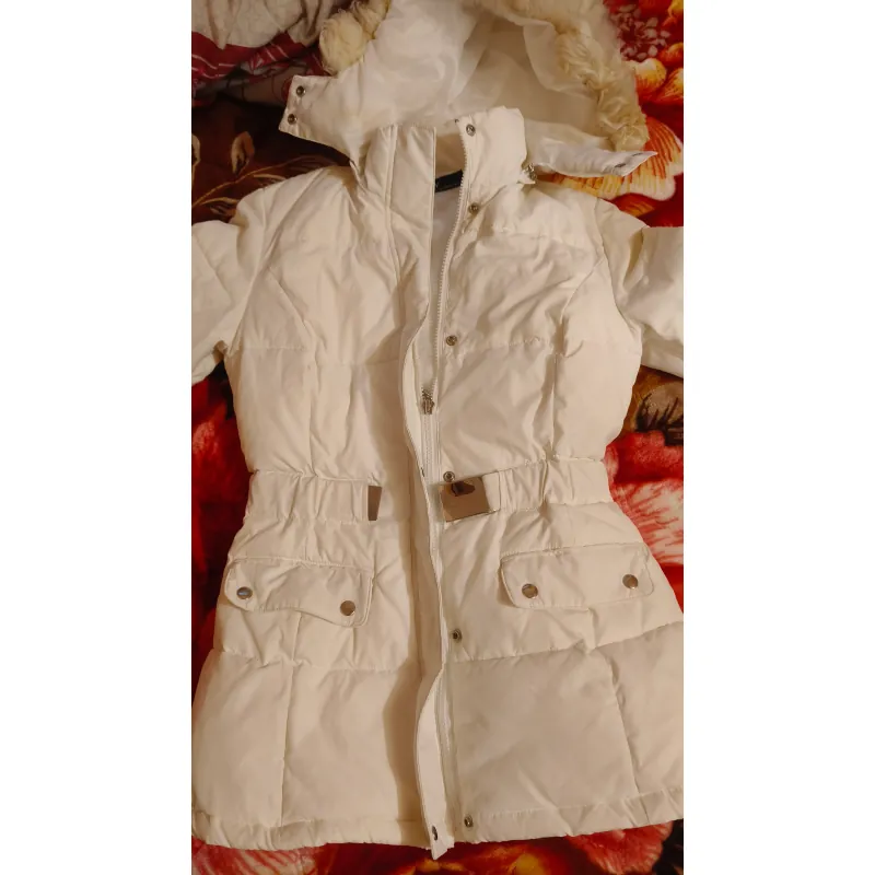 Áo khoác nữ dài padding màu trắng cổ cao phối khóa kéo 732279